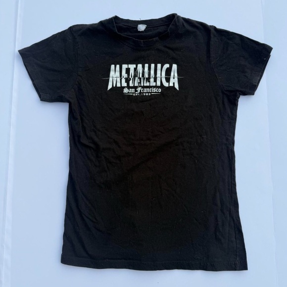 Metallica Black T-Shirt - Picture 1 of 5